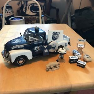Penn State miniature truck